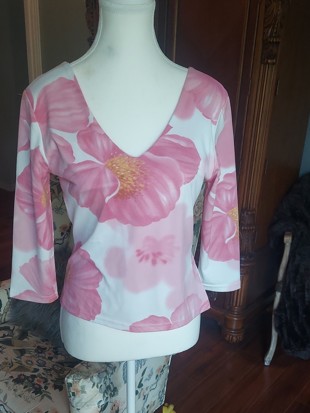 American Dream Pink Floral V-Neck Long Sleeve Tee